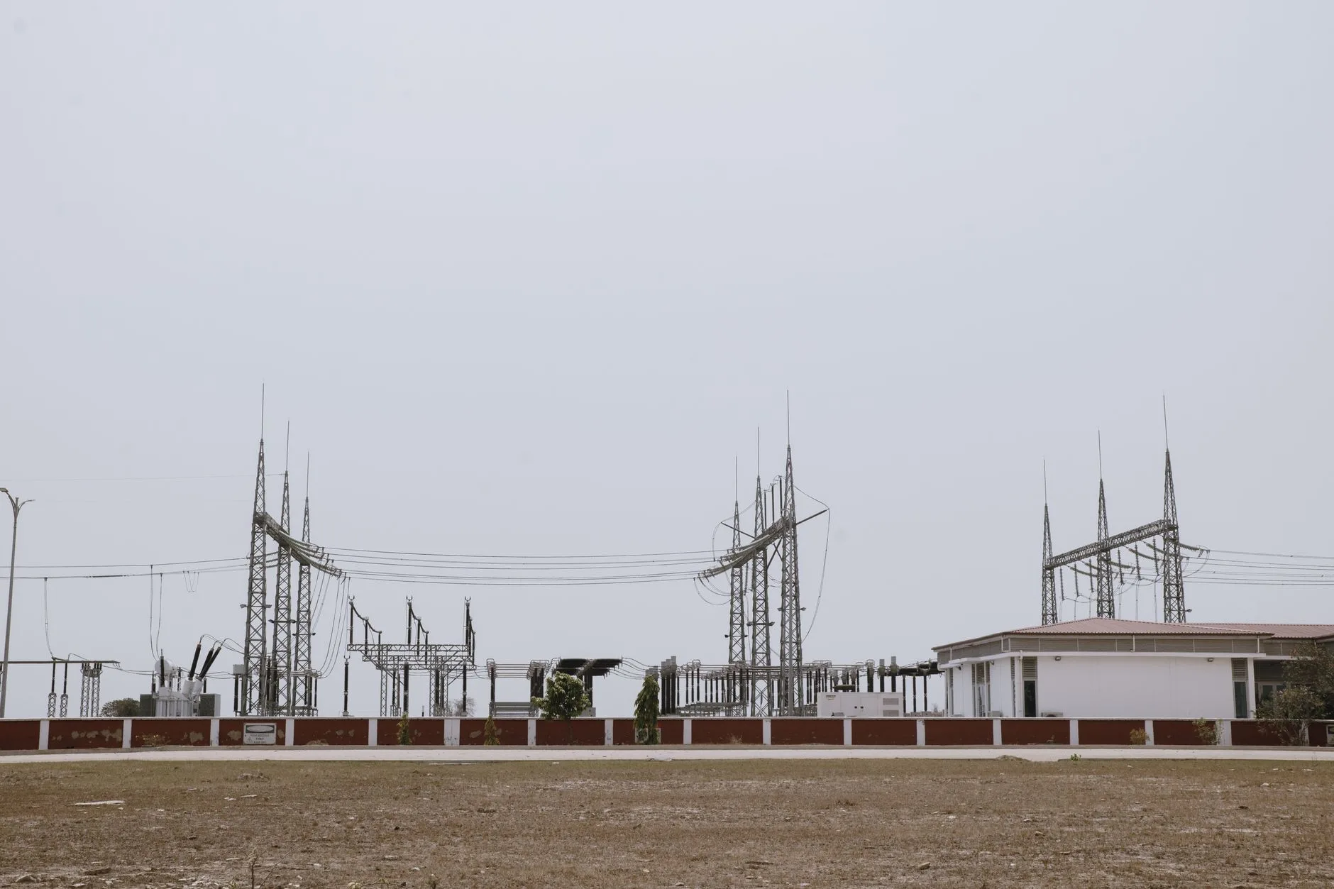 Poste electrique pour le raccordement d une entreprise au reseau