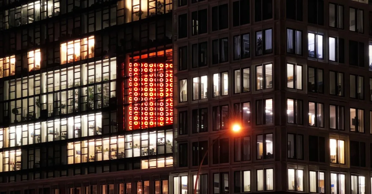 Immeuble de bureaux tertiaire concerne par le DPE et la reforme du coefficient electricite 2027