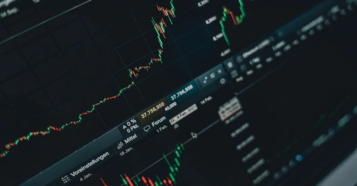 Ecran de cotations du marche a terme de l'electricite - produit calendaire Cal27 en hausse sur l'EEX